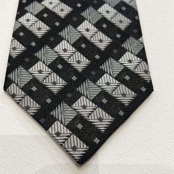 Principe Made in Italy Men's 100% Silk Classic Tie - Picture 2 of 8